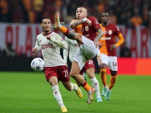 Galatasaray Vs Man United Tuntas 3-3