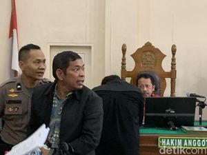 Eks Rektor UINSU Sebut Tak Hadir Dipanggil Jaksa gegara Surat Panggilan Salah Eks Rektor UINSU Sebut Tak Hadir Dipanggil Jaksa gegara Surat Panggilan Salah