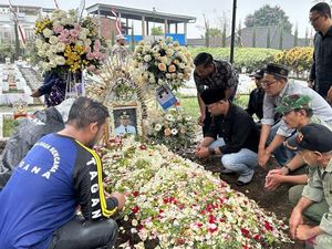 Jatim Sepekan: Eddy Rumpoko Meninggal-Siswi SMA Melahirkan Saat Ujian Jatim Sepekan: Eddy Rumpoko Meninggal-Siswi SMA Melahirkan Saat Ujian