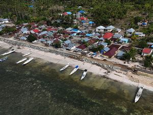 Cegah Pantura Jawa Tenggelam, Pemerintah Bangun Tanggul Laut Raksasa Rp 164 T Cegah Pantura Jawa Tenggelam, Pemerintah Bangun Tanggul Laut Raksasa Rp 164 T