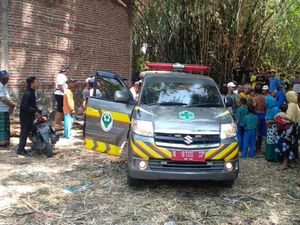 Pencari Ikan di Pasuruan Tewas Diduga Tersengat Listrik Alat Setrum Sendiri Pencari Ikan di Pasuruan Tewas Diduga Tersengat Listrik Alat Setrum Sendiri