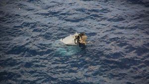 Pesawat Militer AS Jatuh di Laut Jepang, Ini Bangkainya
