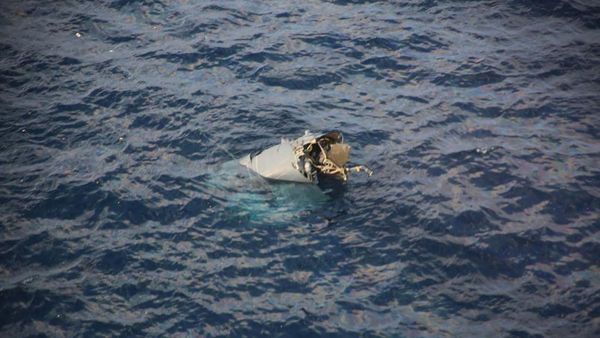 Pesawat Militer AS Jatuh di Laut Jepang, Ini Bangkainya