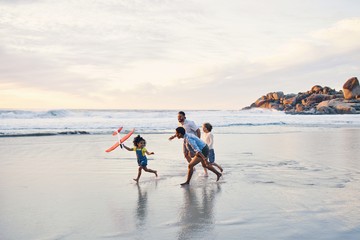 Kenapa Pulang dari Pantai Tubuh Justru Terasa Lelah? Ini Penjelasannya