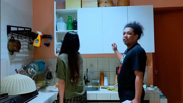 Rumah Indah Permatasari dan Arie Kriting