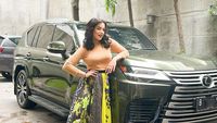 7 Potret Tasya Farasya Pamer Mobil Mewah, Terbaru Ditaksir Capai Rp 3 M
