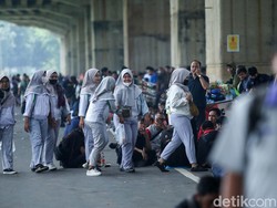 Menaker Buka-bukaan Progres Perhitungan Upah Minimum 2025