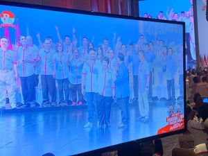 Adik Luhut, Nurmala Kartini Hadiri Deklarasi Pandawa Lima Dukung Prabowo