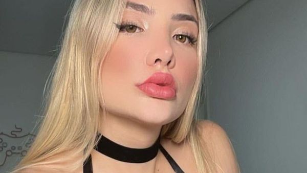 8 Foto Model OnlyFans yang Diduga Bikin Neymar Putus dari Pacar