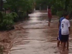 Diguyur Hujan Sejak Siang, Sejumlah Desa di 2 Kecamatan Bojonegoro Banjir