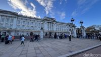 Belum ke London Kalau Tidak ke Istana Buckingham, Nih Potretnya