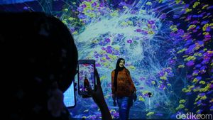 Bermandikan Cahaya di Disney Wish Exhibition