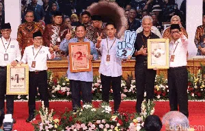 Bingkai Sepekan: Kampanye Dimulai, Buruh Demo UMP Cuma Naik Tipis