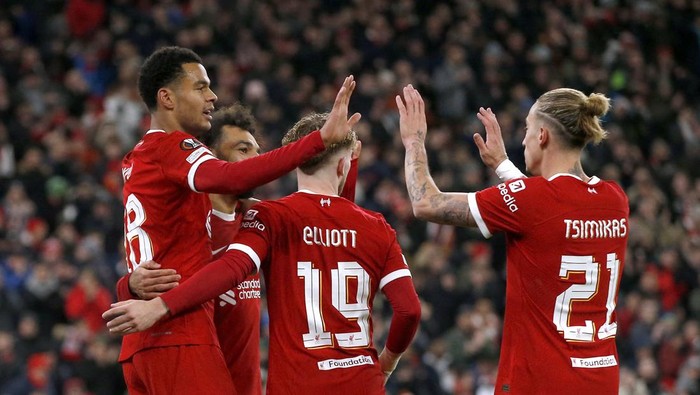 Soccer Football - Europa League - Group E - Liverpool v LASK Linz - Anfield, Liverpool, Britain - November 30, 2023  Liverpools Cody Gakpo celebrates scoring their second goal with Mohamed Salah, Harvey Elliott and Kostas Tsimikas Action Images via Reuters/Craig Brough