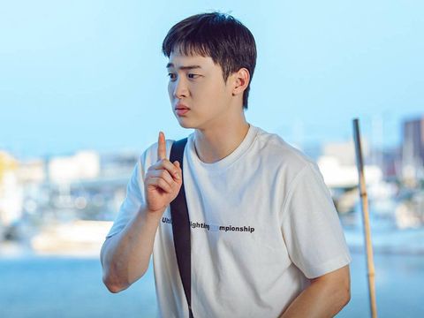 Drama Korea Like Flowers in Sand (2023) Jang Dong-yoon dalam drama Like Flowers in Sand atau The Sand Flower. (ENA via Hancinema)