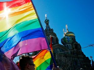 Dunia Hari Ini: Mahkamah Agung Rusia Melarang Aktivisme LGBTIQA+