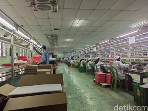 Intip Pabrik Elektronik Lokal Penyuplai Laptop-CCTV ke Kantor Pemerintah