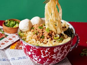 Ngopi di Senho Kopitiam yang Pakai Konsep Singapura Kekinian