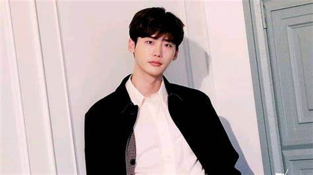 Lee Jong Suk