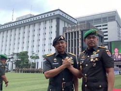 Sertijab KSAD, Jenderal Maruli Berharap Bisa Bertugas Sebaik Jenderal Agus