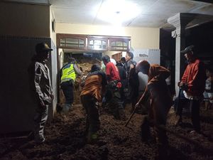 Tragis! Longsor di Bangli Renggut Nyawa Pasutri Lansia