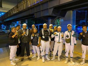 Peserta Aksi Munajat 212 Mulai Berdatangan di Stasiun Juanda Malam Ini