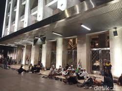 Massa Aksi Munajat 212 Mulai Merapat ke Masjid Istiqlal