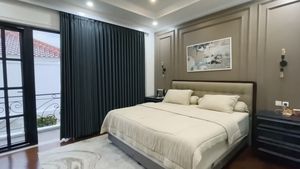 8 Potret Rumah Baru Fadly Faisal, Nggak Kalah Mewah dari Fuji