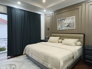 8 Potret Rumah Baru Fadly Faisal, Nggak Kalah Mewah dari Fuji