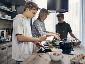 5 Tips Memasak yang Keliru Ini Sebaiknya Tak Dilakukan Lagi 5 Tips Memasak yang Keliru Ini Sebaiknya Tak Dilakukan Lagi