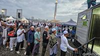 Antrean Panjang Toilet di Sela-sela Munajat Kubro 212