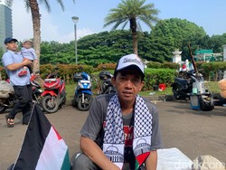 Pedagang Asal Bandung Raup Omzet Rp 5 Juta di Aksi Munajat Kubro 212