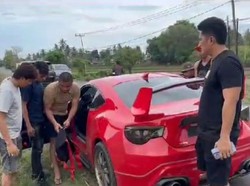 2 Pria di Bone Selundupkan Sabu 1 Kg Dalam Mobil Sport Ditangkap