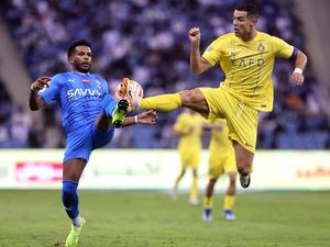 Ali Al-Bulayhi: Dulu Pancing Emosi Messi, Kini Ronaldo Ali Al-Bulayhi: Dulu Pancing Emosi Messi, Kini Ronaldo