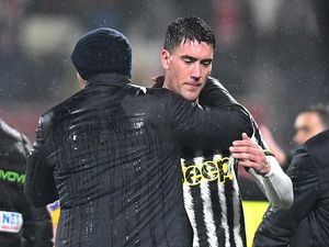 Penalti Vlahovic Gagal Lagi, Allegri Masih Percaya?