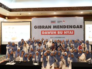 Gibran Temui 60 Nyai Se-Jateng di Solo, Diharap Menang Satu Putaran Gibran Temui 60 Nyai Se-Jateng di Solo, Diharap Menang Satu Putaran