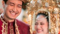 7 Foto Hanggini Menikah dengan Mantan Setelah CLBK, Cantik Dengan Adat Minang