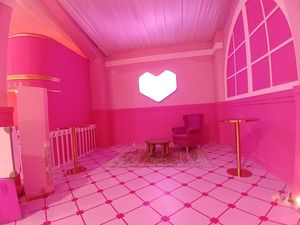 Laz Hotel Hadirkan Belanja Online Secara Offiline