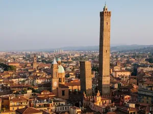 Menara Miring Italia Makin Kritis Menara Miring Italia Makin Kritis