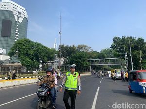 Ada Munajat 212, Pengalihan Arus Lalin di Area Monas Berlaku Situasional Ada Munajat 212, Pengalihan Arus Lalin di Area Monas Berlaku Situasional