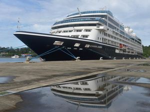 Penampakan Kapal Pesiar Azamara Journey di Sabang Penampakan Kapal Pesiar Azamara Journey di Sabang