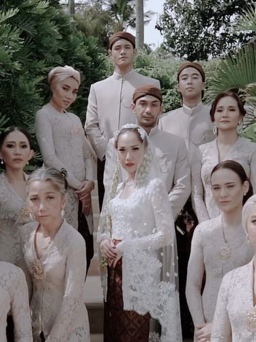 Penikahan Bunga Citra Lestari dan Tiko Aryawadhana