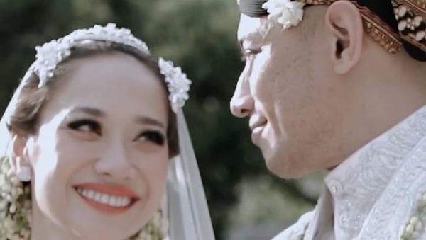 Foto-foto Pernikahan BCL dan Tiko Arywardhana, Penuh Momen Bahagia