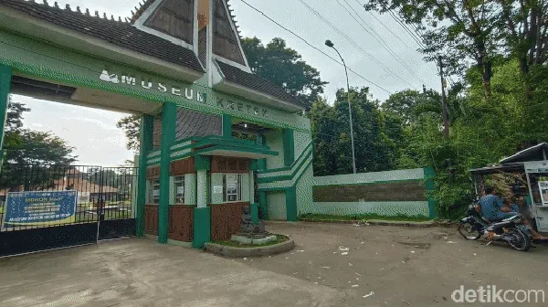 Potret 10 Destinasi Wisata Gadis Kretek