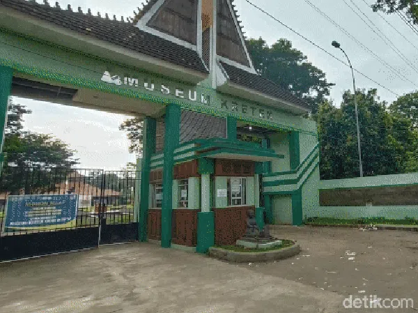 Potret 10 Destinasi Wisata Gadis Kretek
