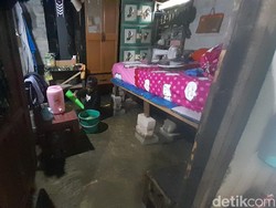 Hujan Deras 45 Menit di Makassar, Rumah Warga Perumnas Sudiang Tergenang Air