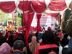 Pakai Atribut Caleg, Sekretaris Camat di Cianjur Dilaporkan ke KASN