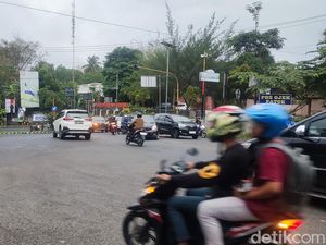 Lalin Jogja-Wonosari Lancar Pagi Ini, Awas Blind Spot di Slumprit-Bokong Semar! Lalin Jogja-Wonosari Lancar Pagi Ini, Awas Blind Spot di Slumprit-Bokong Semar!