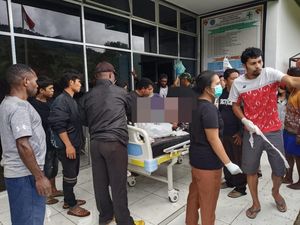 Kronologi Pendeta di Tolikara Dibacok Pria Pakai Parang gegara Hal Sepele Kronologi Pendeta di Tolikara Dibacok Pria Pakai Parang gegara Hal Sepele