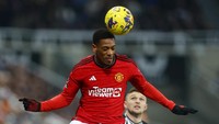 Anthony Martial berstatus bebas transfer usai kontraknya di Manchester United habis pada Juni 2024. Foto: LEE SMITH/Action Images via Reuters